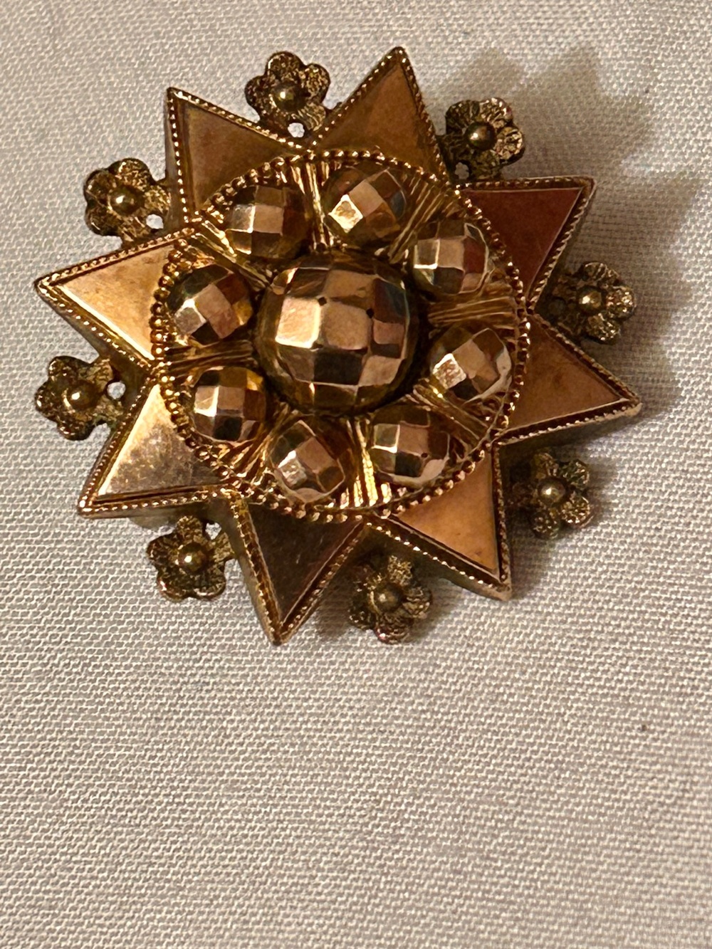 1888 Antique Victorian 8 Point Star gold tone Brooch RD 114169